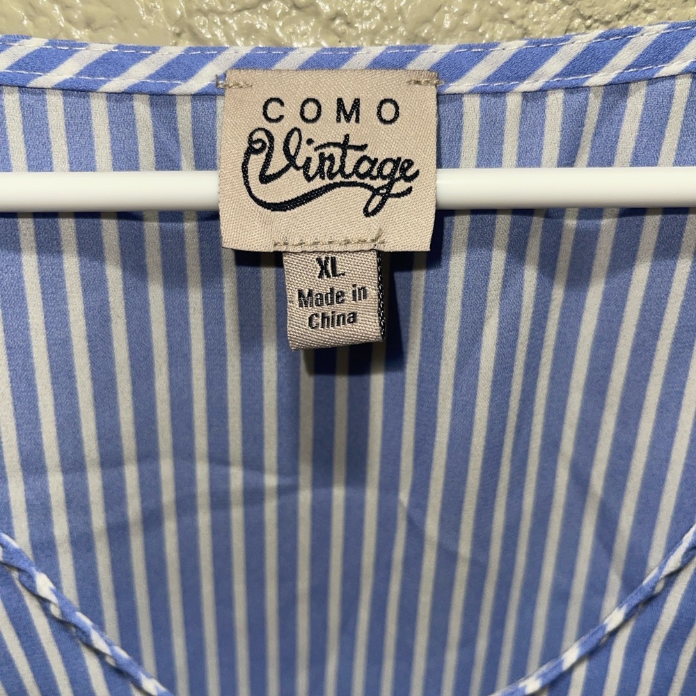 Como Vintage Striped Blouse with Ruffle Sleeves - Picture 2 of 6
